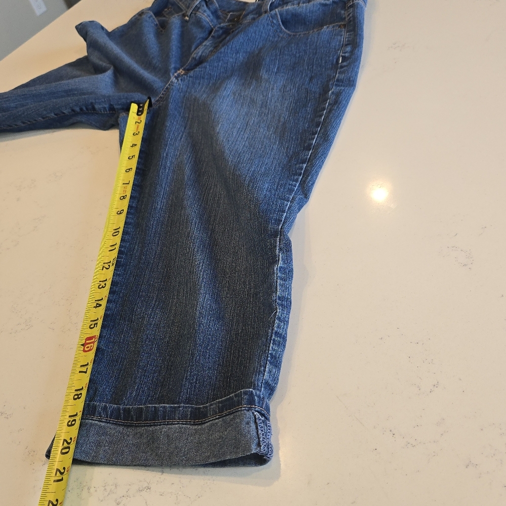 Bandolino Blue Denim Womens Ankle Crop Capris Size 12 - Picture 8 of 12
